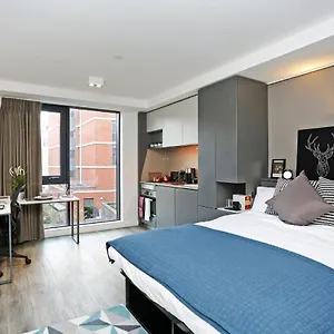 Joivy At Fountainbridge - Adults Only - Breakfast Buffet Lägenhetshotell
