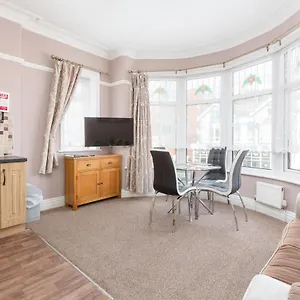 https://beachcliffe-holiday-apartments.hotelsin-chester.com